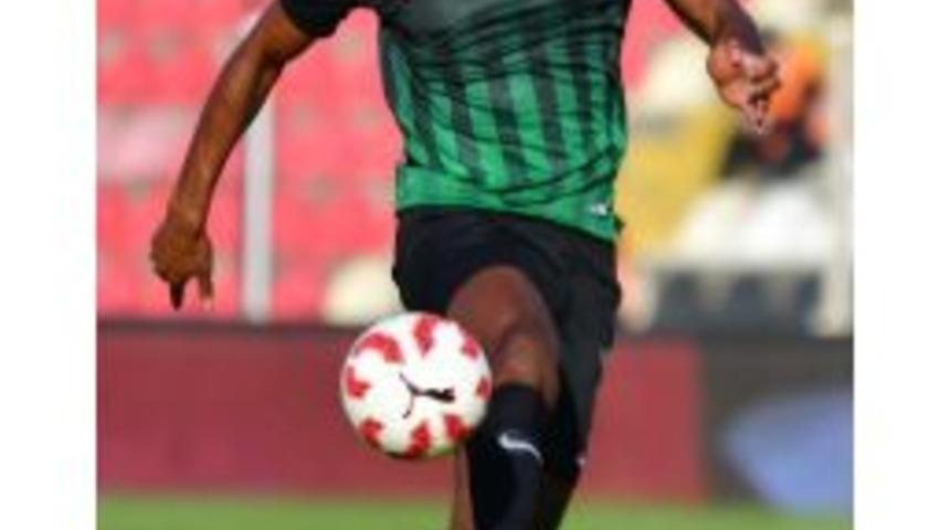 Akhisar Belediyespor'da Vaz Te Fırtınası