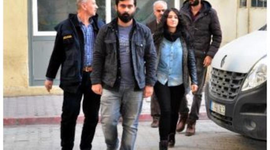 Cumhurbaşkanı'na Hakaret Ettiği Iddia Edilen Halkevi &Uuml;yeleri Serbest Bırakıldı