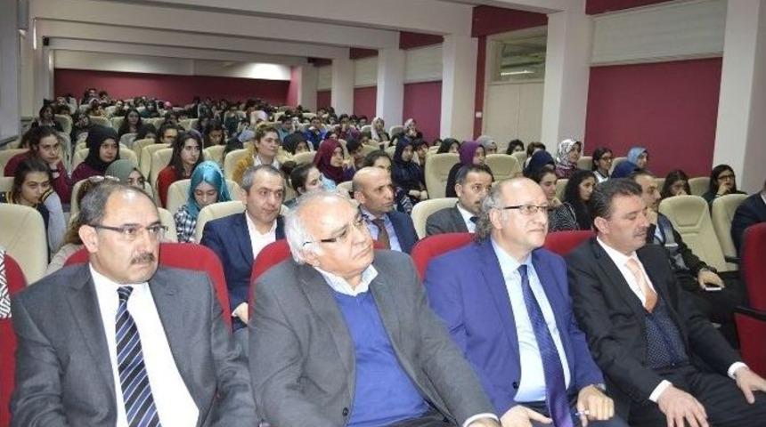 Erzurum&rsquo;da Liseli &Ouml;ğrenciler &Uuml;nl&uuml; Yazarlarla Buluşmaya Başladı
