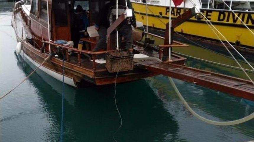 Batma Tehlikesi Ge&ccedil;iren Tekne Kurtarıldı