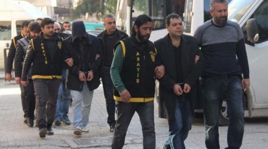 Hapis Cezası Kesinleşen H&uuml;k&uuml;ml&uuml;lere Şafak Baskın