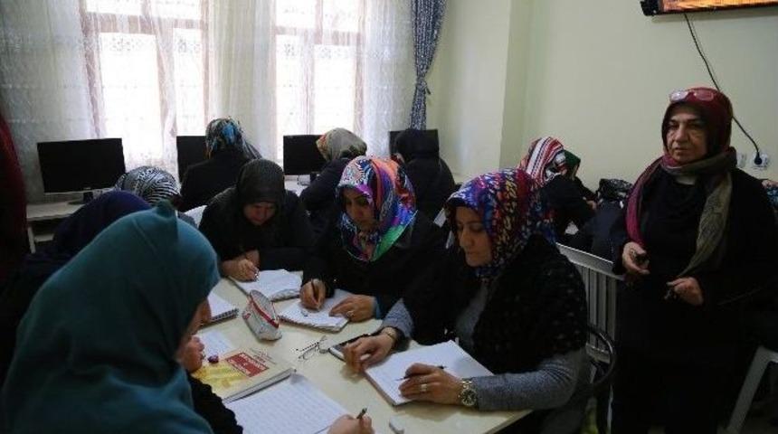 Haliliye Belediyesinden Kadın İstihdamına B&uuml;y&uuml;k Destek