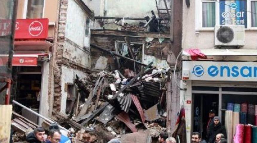 Fatih&rsquo;Te Metruk Bina &Ccedil;&ouml;kt&uuml;