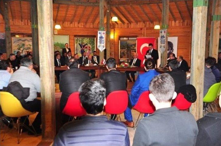 Nafi Güral Gedizli Genç Girişimcilerle Bir Araya Geldi G1