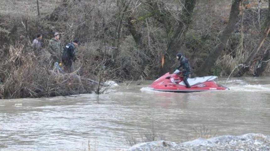 Otomobili Bulundu, Kendisi Kayıp (2)