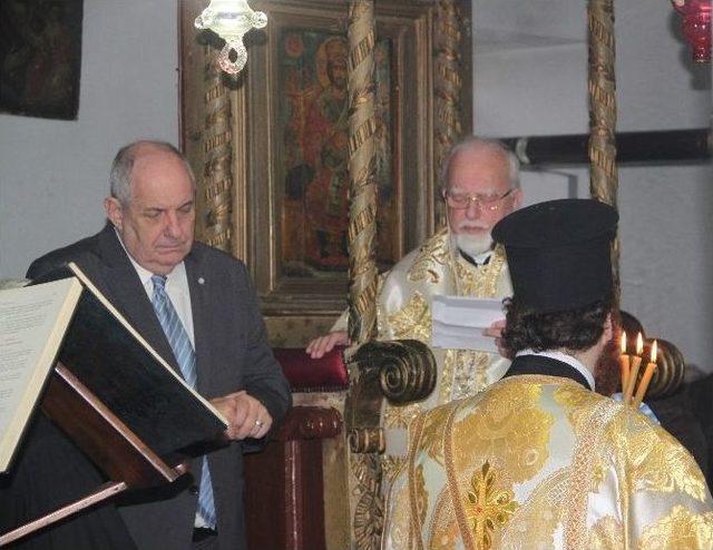 Metropolit İ&ccedil;in İsim Ayini D&uuml;zenlendi 2