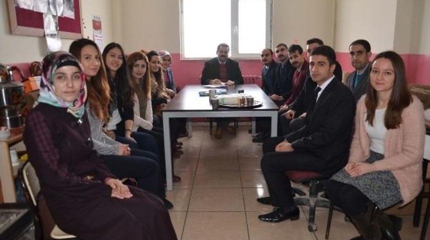 Kaymakam &Ouml;zkan, &Ouml;ğretmenlerle Bir Araya Geldi