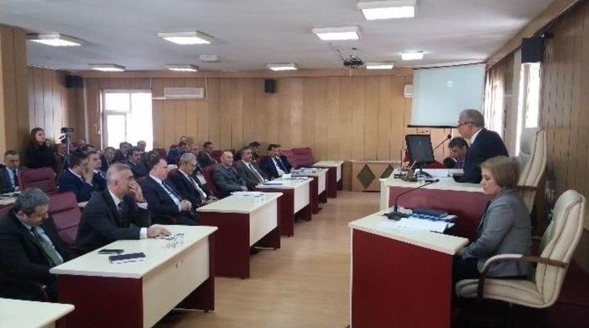 Manisa Valisinden 2016 Yorumu: