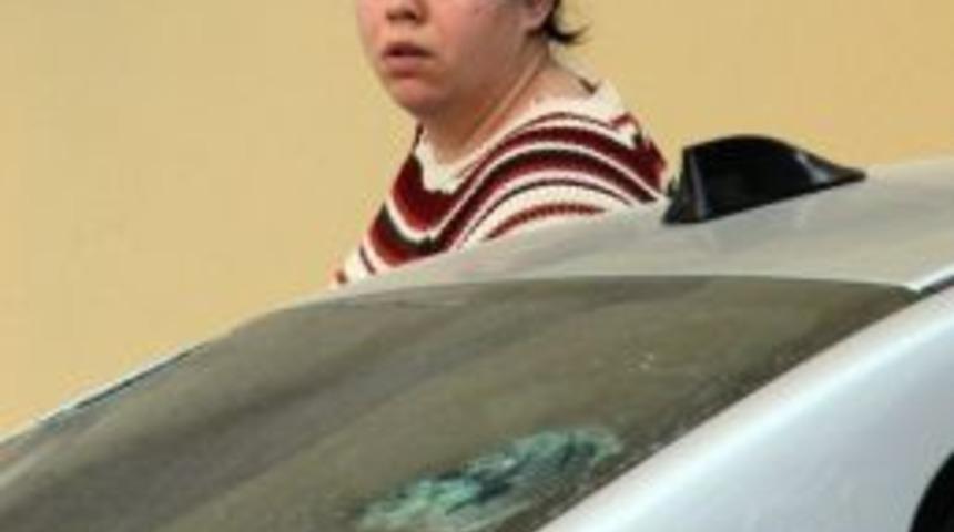 &Ouml;fkesini Otomobilden &Ccedil;ıkartan Kadın: "zarar Verirken Zevk Aldım"