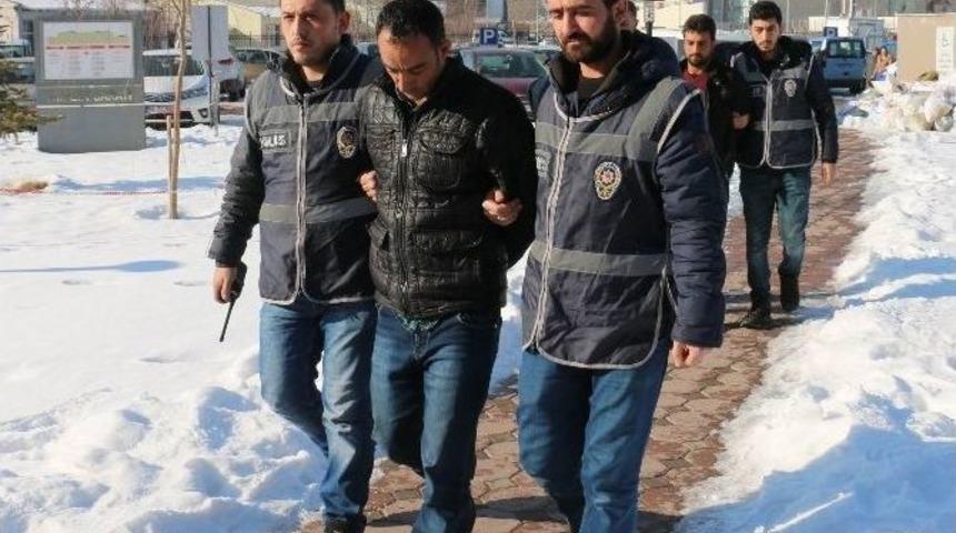 Sivas&rsquo;ta Telefon Dolandırıcıları Yakalandı