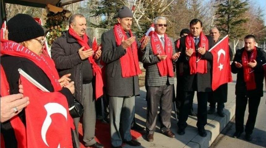 Sivaslı Şehit Aileleri Ve Gazileri &lsquo;şehitler Durağı&rsquo;nı Ziyaret Etti