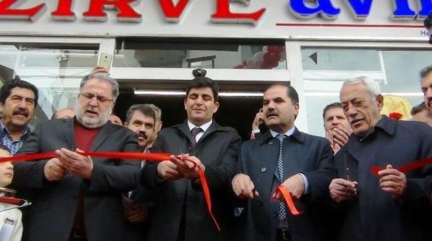 Erciş&rsquo;in En B&uuml;y&uuml;k Avm&rsquo;si Hizmete Girdi