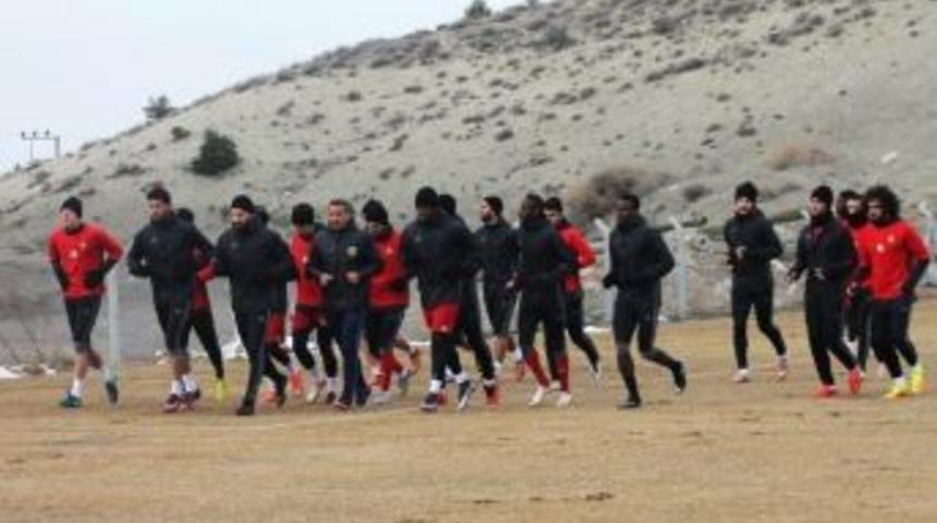 Evkur Yeni Malatyaspor&rsquo;da Mersin Mesaisi S&uuml;r&uuml;yor