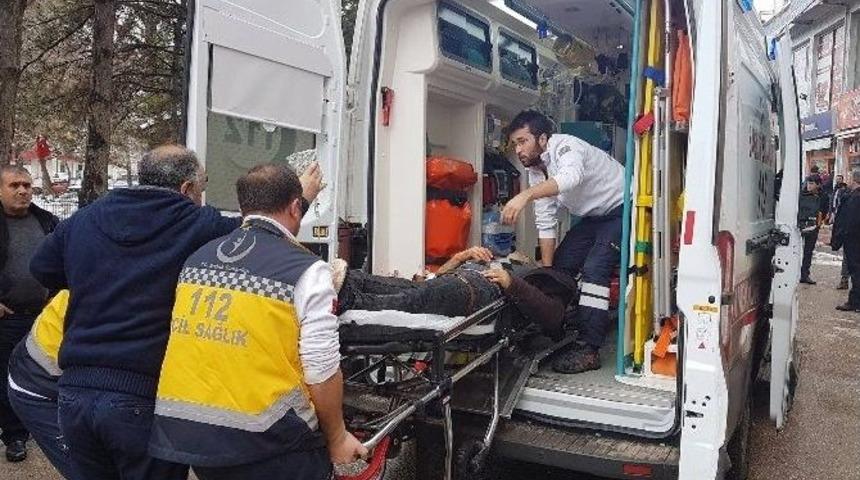 &Ccedil;ankırı&rsquo;da Silahlı Kavga: 1 Yaralı