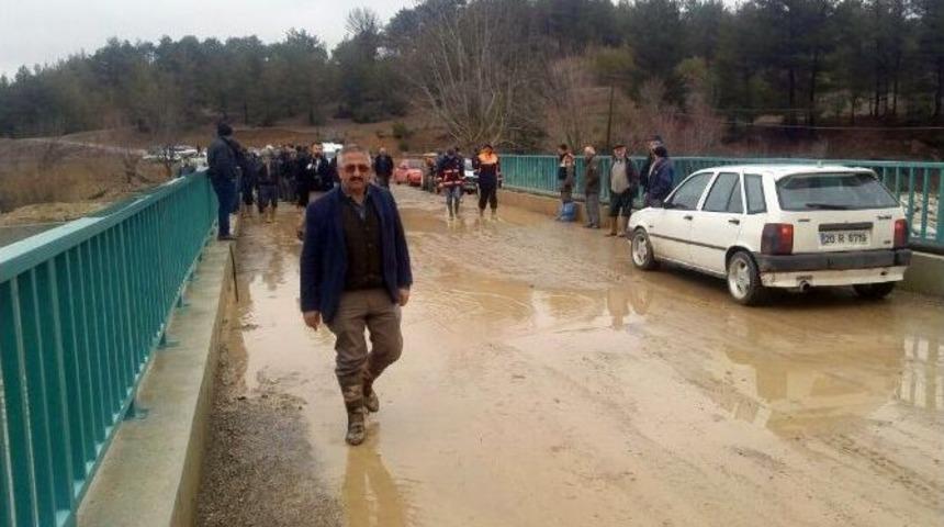Acıpayam&rsquo;da Kayıp Şahsın Arama &Ccedil;alışmalarına Ara Verildi