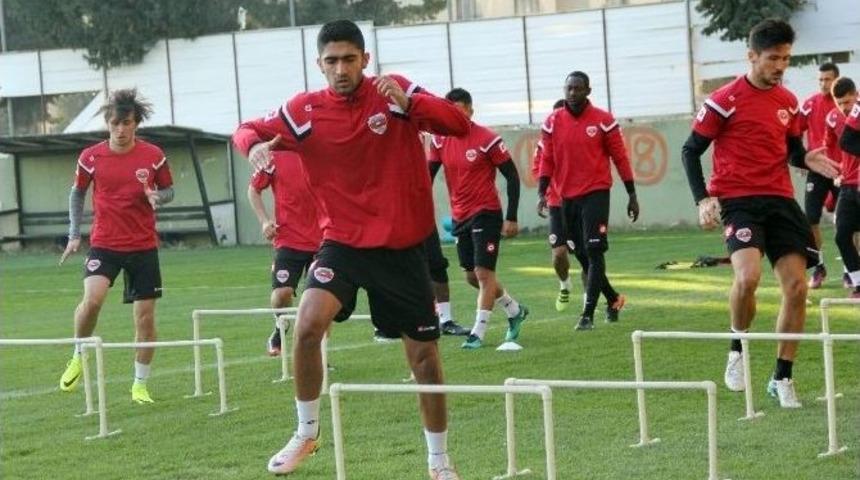 Levent Şahin: &ldquo;&ouml;nemli 1 Puan Aldık&rdquo;