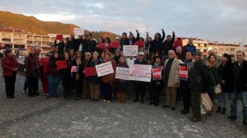 Marmaris'te Chp'liler Ayağa Kalk Eylemini Sonlandırdı