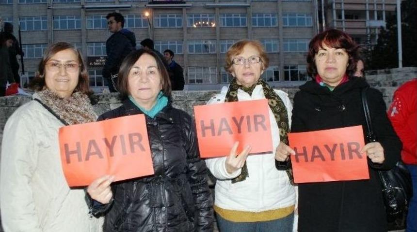 Burdur&rsquo;da Chp&rsquo;den Anayasa Protestosu