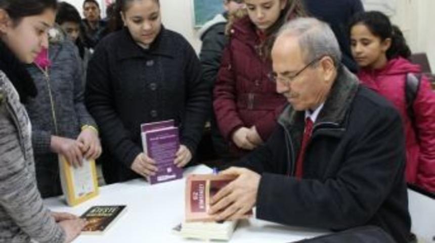 Eğitimci Yazar Do&ccedil;. Dr. Halit Ertuğrul Hacıbektaşlı &Ouml;ğrencilerle Buluştu