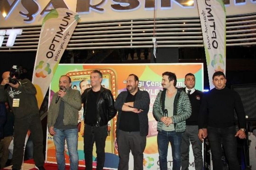 &ldquo;&ccedil;algı &Ccedil;engi İkimiz&rdquo;in Adana Galasında Kahkaha Tufanı