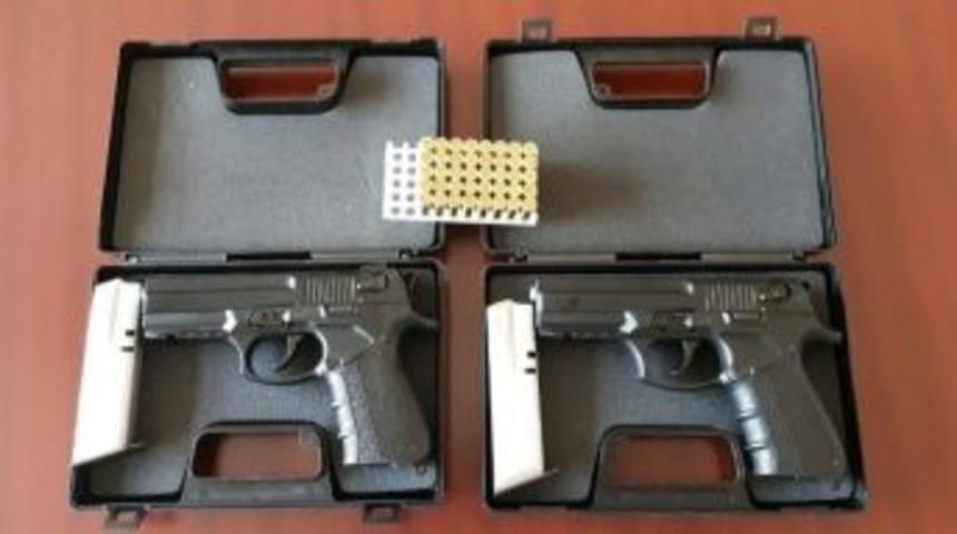 Operasyonda Ruhsatsız Tabanca Ele Ge&ccedil;irildi