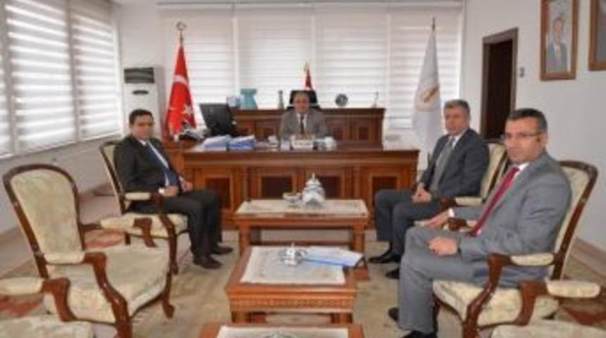 Uludağ G&uuml;mr&uuml;k Ve Ticaret B&ouml;lge M&uuml;d&uuml;r&uuml; Hasan Eken K&uuml;tahya&rsquo;da