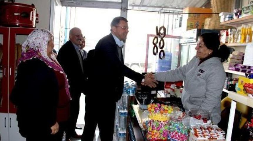 Başkan Turgut, Esentepe Esnafıyla Bir Araya Geldi