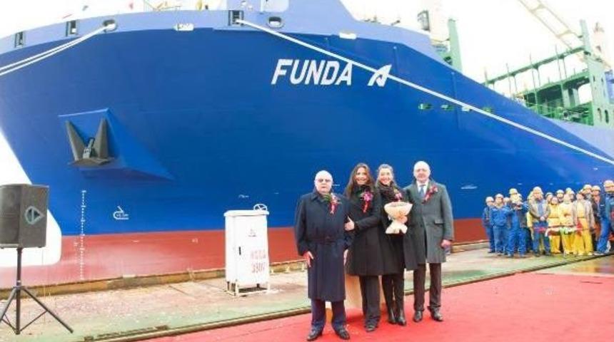 Arkas Yeni Gemisini &Ccedil;in'de Teslim Aldı