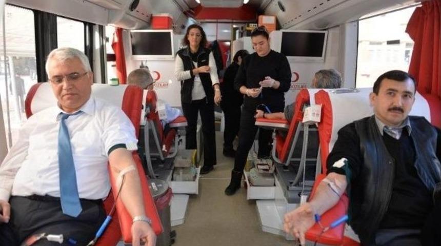 Kan Bağışı Kampanyasına Destek