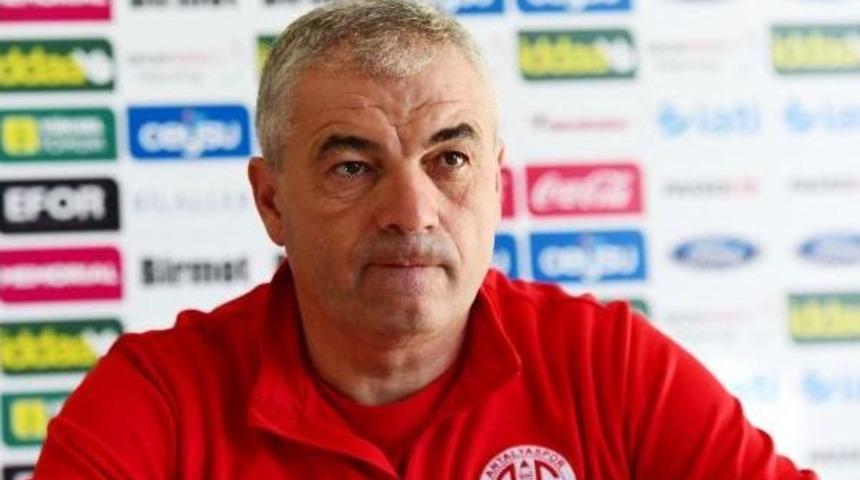 Antalyaspor Teknik Direkt&ouml;r&uuml; &Ccedil;alımbay'dan Tff'ye Ma&ccedil; Saati Ricası