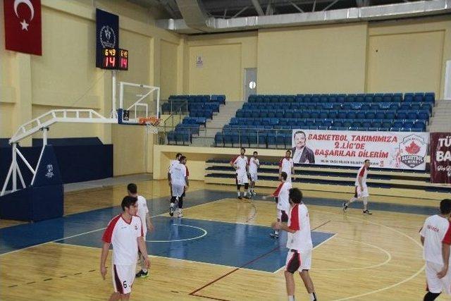 Tb2l Temsilcisi Bilecik Belediyesi Basketbol Kulübü, Çankırı Demir Maçının Hazırlıklarını Sürdürüyor