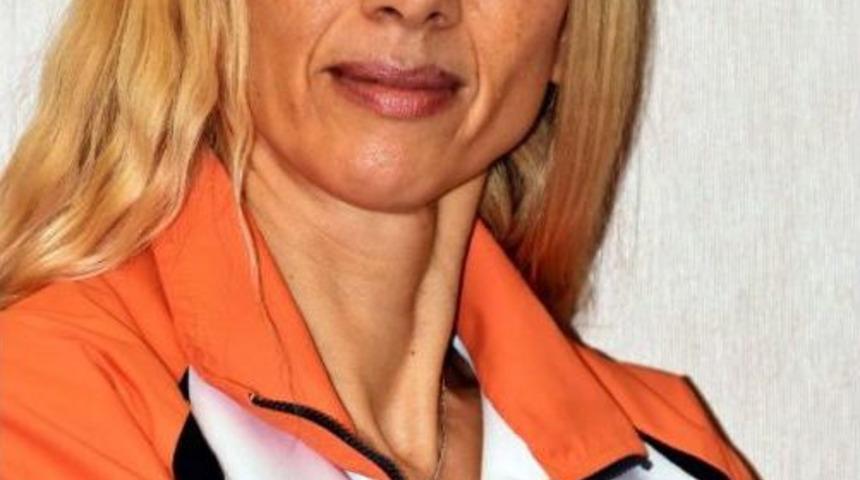 İzak'ta Kurtcan G&uuml;ven Tazeledi