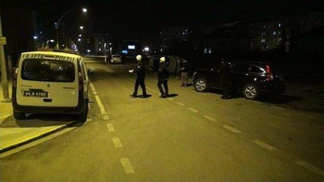 Malatya’da İki Araç Kafa Kafaya Çarpıştı: 3 Yaralı