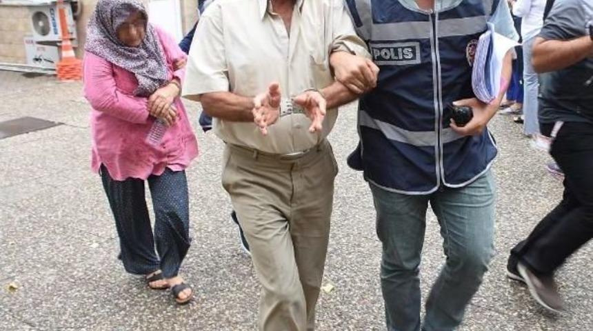 &Ouml;ld&uuml;r&uuml;len Aynur'un Kemiklerini Saklayan Ailesine Tahliye