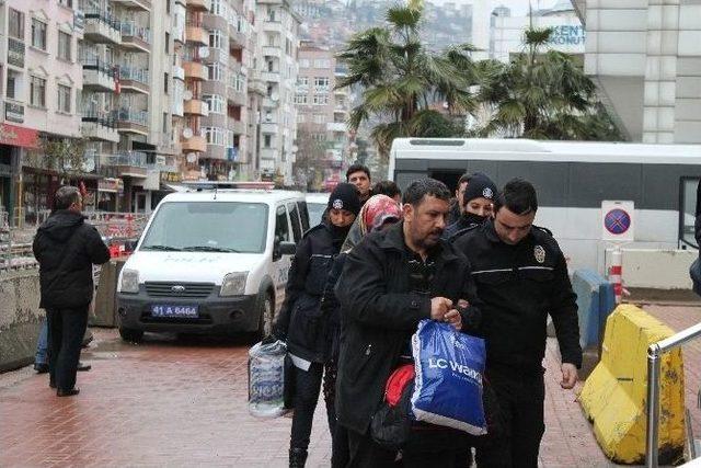Kocaeli’de Fetö’den 7 Kişi Adliyeye Getirildi 1