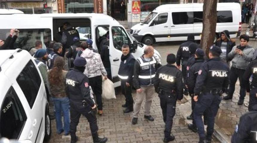 Dat&ccedil;a'da Pkk/pyd Propagandasına 2 Tutuklama