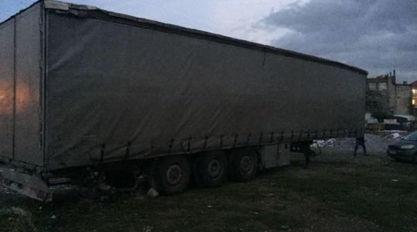 Manisa'dan &Ccedil;alınan 327 Bin Yumurta İzmir'de Bulundu