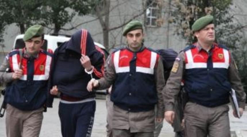 Demir Direk Hırsızlığına 2 G&ouml;zaltı