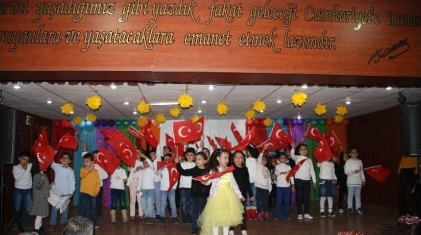 Sınıf Gecesinde &Ouml;ğrenciler Doyasıya Eğlendi