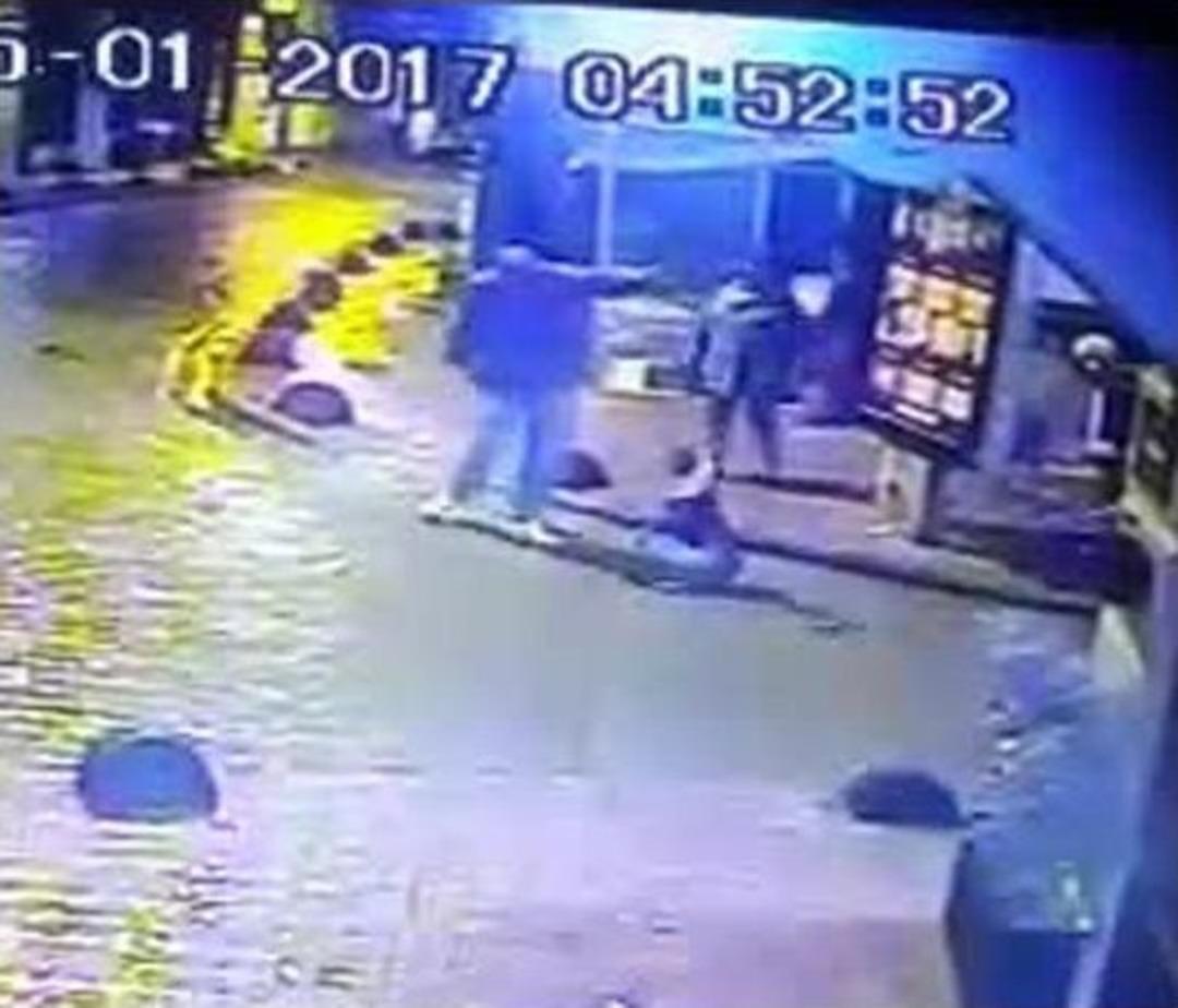 Cihanir&rsquo;de Elektrik Ka&ccedil;ağından &Ccedil;arpılan K&ouml;peğin &Ouml;l&uuml;m&uuml; Kamerada