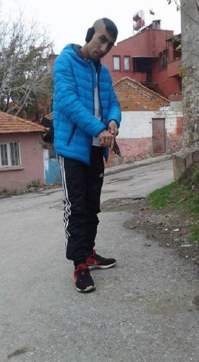 Kız Arkadaşının Ağabeyini Öldürdü, Kardeşini Yaraladı 1