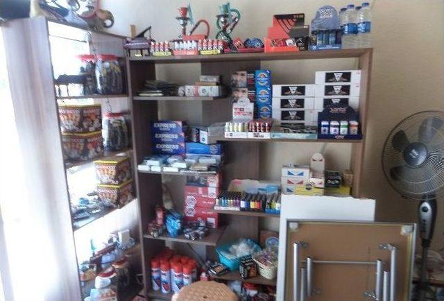 İzinsiz Satışı Yapılan A&ccedil;ık T&uuml;t&uuml;nlere El Konuldu 2