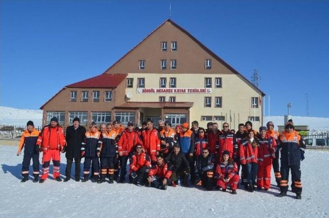 Ekipler Canlı Tatbikat Yaptı
