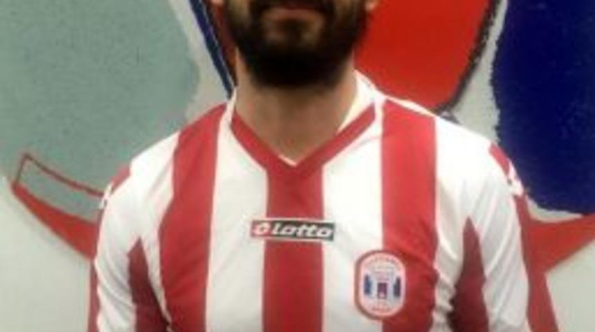 Dardanelspor Sel&ccedil;uk Bice Ile 1.5 Yıllık S&ouml;zleşme Imzaladı