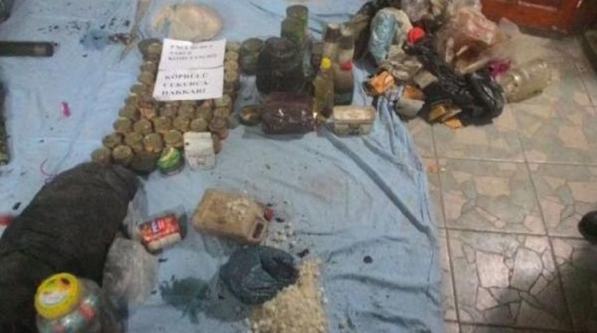&Ccedil;ukurca'daki Operasyonda Pkk'ya Ait 3 Sığınak Bulundu