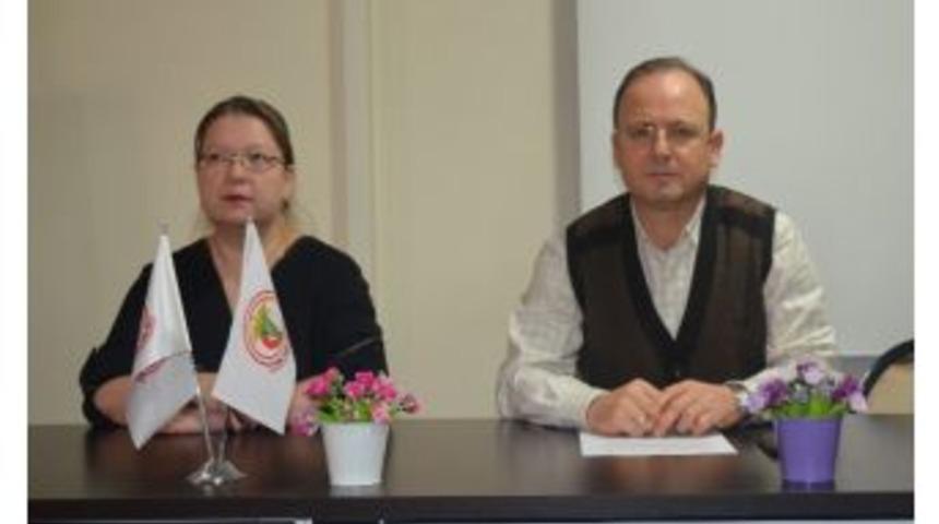 G&uuml;&ccedil;l&uuml;er: "sağlık Alanı Hekim Olmayanlarla Dolduruluyor"