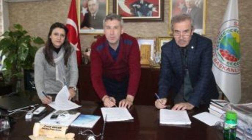 Sarıcakaya’da Toplu Sözleşme Sevinci