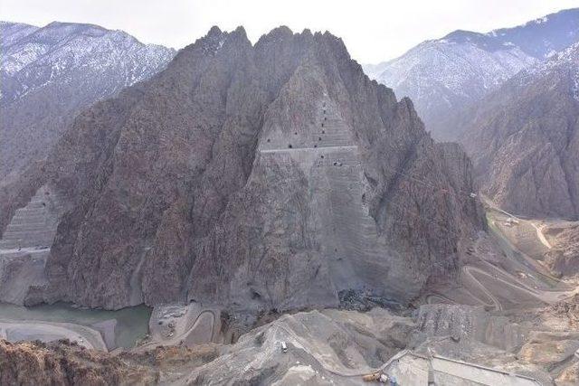 Yusufeli Barajı’nda Ana Kayaya Ulaşıldı 1