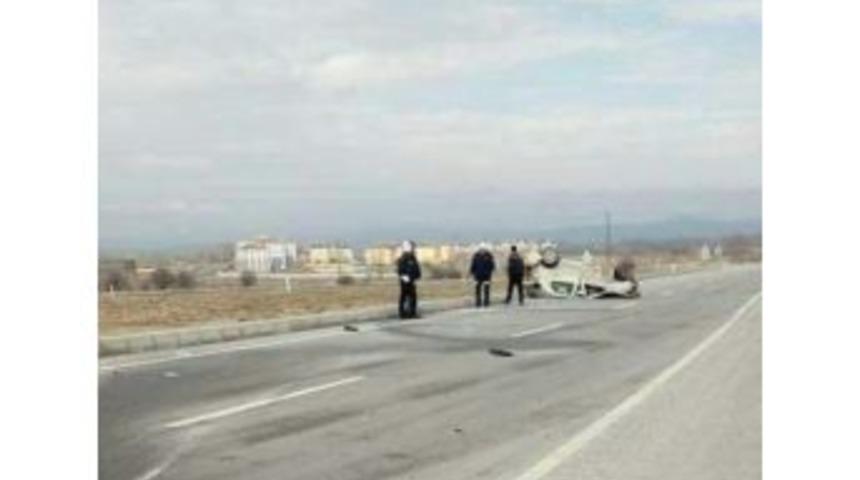 K&uuml;tahya&rsquo;da Trafik Kazası: 1 &Ouml;l&uuml;, 1 Yaralı