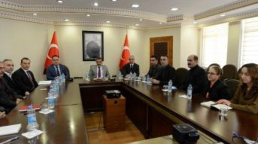 Tunceli Valisi, Belediye Başkanvekili Olarak G&ouml;reve Başladı